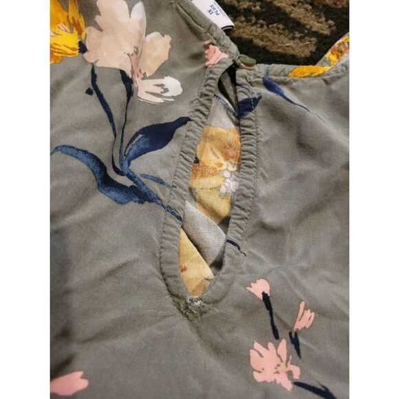 Old Navy Jumpsuit Women's 1X Green Floral Wrap Front Bell Sleeve Wide Leg - Picture 6 of 6